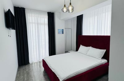 Аренда комфортной 2-комнатной квартиры с видом на море, 54 м², Мамая, Констанца, Румыния